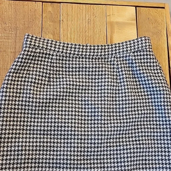 Vintage Esprit Wool Skirt - Picture 2 of 5